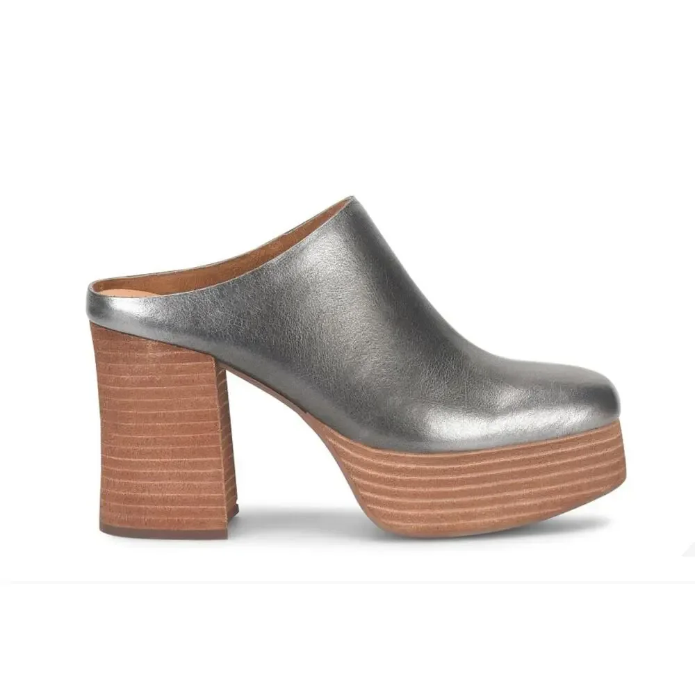 KORK EASE New in Box VERNOICA Clog in Sliver // 10 - Picture 11 of 11